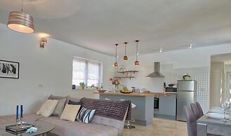 Blaise Comfortable Holiday Residence