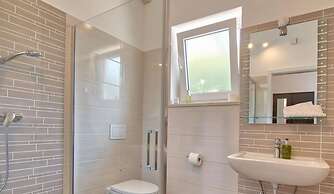 Blaise Comfortable Holiday Residence