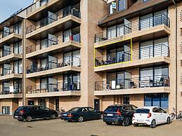 Catamaran Apartment in Sint-idesbald