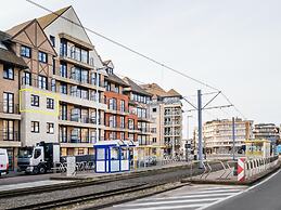 Catamaran Apartment in Sint-idesbald