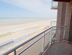 Apartment in Nieuwpoort With Terrace