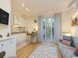 Apartment Near Historic Center and Lake Promenade
