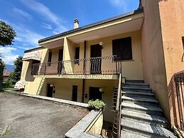 Apartment Near Historic Center and Lake Promenade