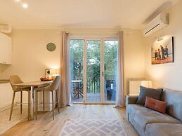 Apartment Near Historic Center and Lake Promenade