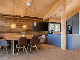 Natural Chalet With Sauna and hot tub