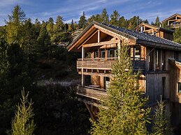 Natural Chalet With Sauna and hot tub