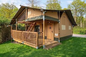 Glamping Tent by Lake De Rhederlaag