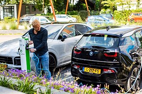 Glamping Tent by Lake De Rhederlaag