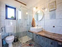 Villa Pupos Comfortable Holiday Residence