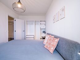 Bright Apartment on the First Floor