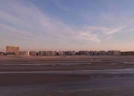 Apartment in De Haan Near the Beach