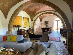 Nice Apartment in Chianni