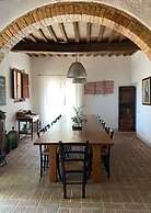 Nice Apartment in Chianni