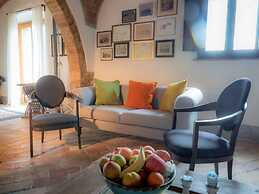 Nice Apartment in Chianni