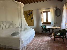 Nice Apartment in Chianni