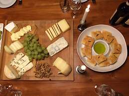 Nice Apartment in Chianni