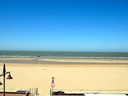 Mayfair 0203 Beautiful Studio With sea View