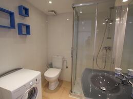 Comfortable Holiday Home Near the Beach