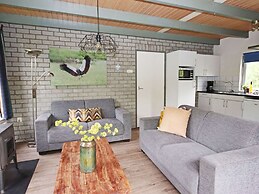 Detached Bungalow With Fireplace, in Appelscha