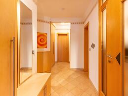 Exclusive Panoramic Apartment in Niedernsill