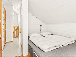 10 Person Holiday Home in Lindesnes-by Traum