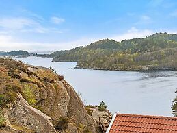 10 Person Holiday Home in Lindesnes-by Traum
