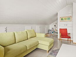 10 Person Holiday Home in Lindesnes-by Traum