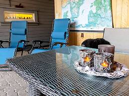 10 Person Holiday Home in Lindesnes-by Traum