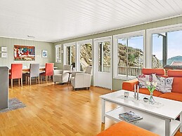 10 Person Holiday Home in Lindesnes-by Traum