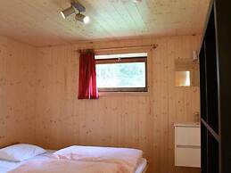Charming Chalet Surrounded by Nature in Durbuy