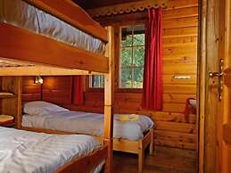 Charming Chalet Surrounded by Nature in Durbuy