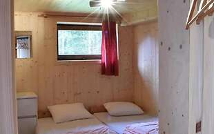 Charming Chalet Surrounded by Nature in Durbuy