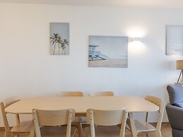 Corner Apartment on 5th Floor