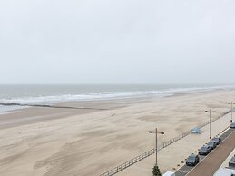 Corner Apartment on 5th Floor