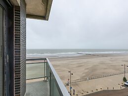 Corner Apartment on 5th Floor