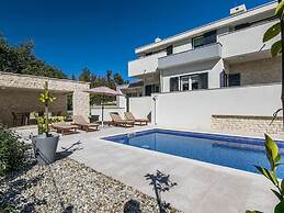 Villa Adrimar Comfortable Holiday Residence