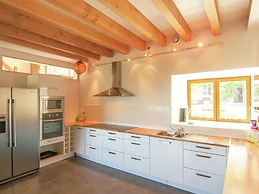 Spacious Cottage in Limousin With Private Pool