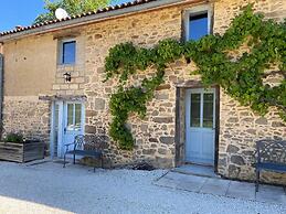 Spacious Cottage in Limousin With Private Pool