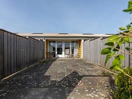 Stylish Zeeland Stay BBQ