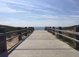 Stylish Zeeland Stay BBQ