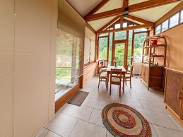 Magnificent Home in Tilf With Garden