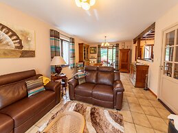 Magnificent Home in Tilf With Garden