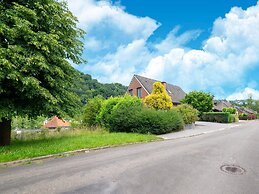 Magnificent Home in Tilf With Garden