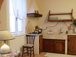 Nice Farmhouse in Asciano With Shared Pool