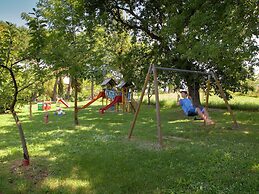 Nice Farmhouse in Asciano With Shared Pool