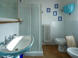 Nice Farmhouse in Asciano With Shared Pool