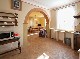Nice Farmhouse in Asciano With Shared Pool