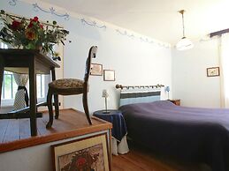 Nice Farmhouse in Asciano With Shared Pool