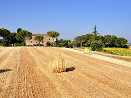Nice Farmhouse in Asciano With Shared Pool