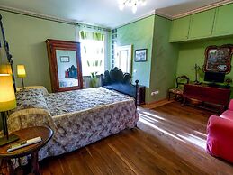 Nice Farmhouse in Asciano With Shared Pool